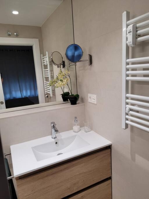 Apartamento Azabache Saragossa Exterior foto